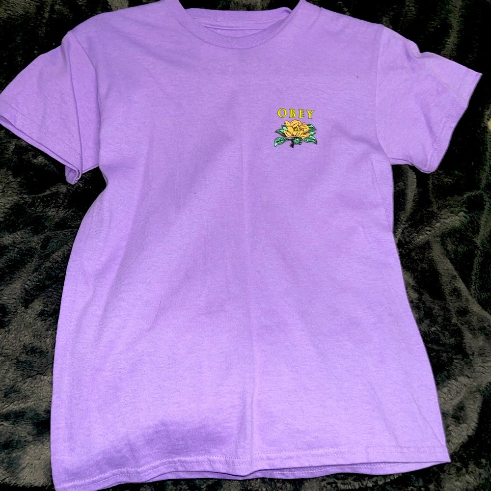Selling this Obey Tshirt that was never worn!